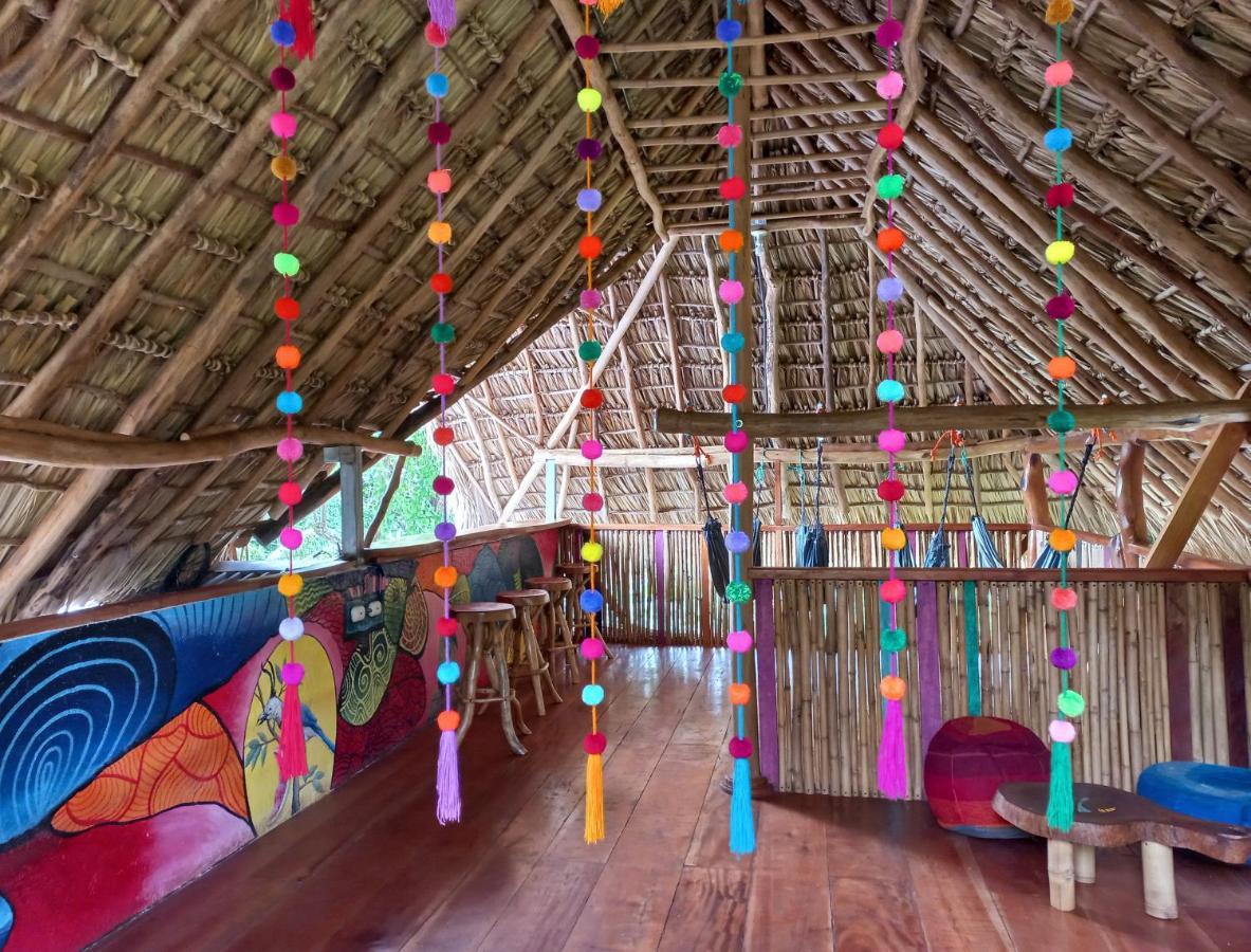 La Urraca Loca Hostel Balgue Luaran gambar